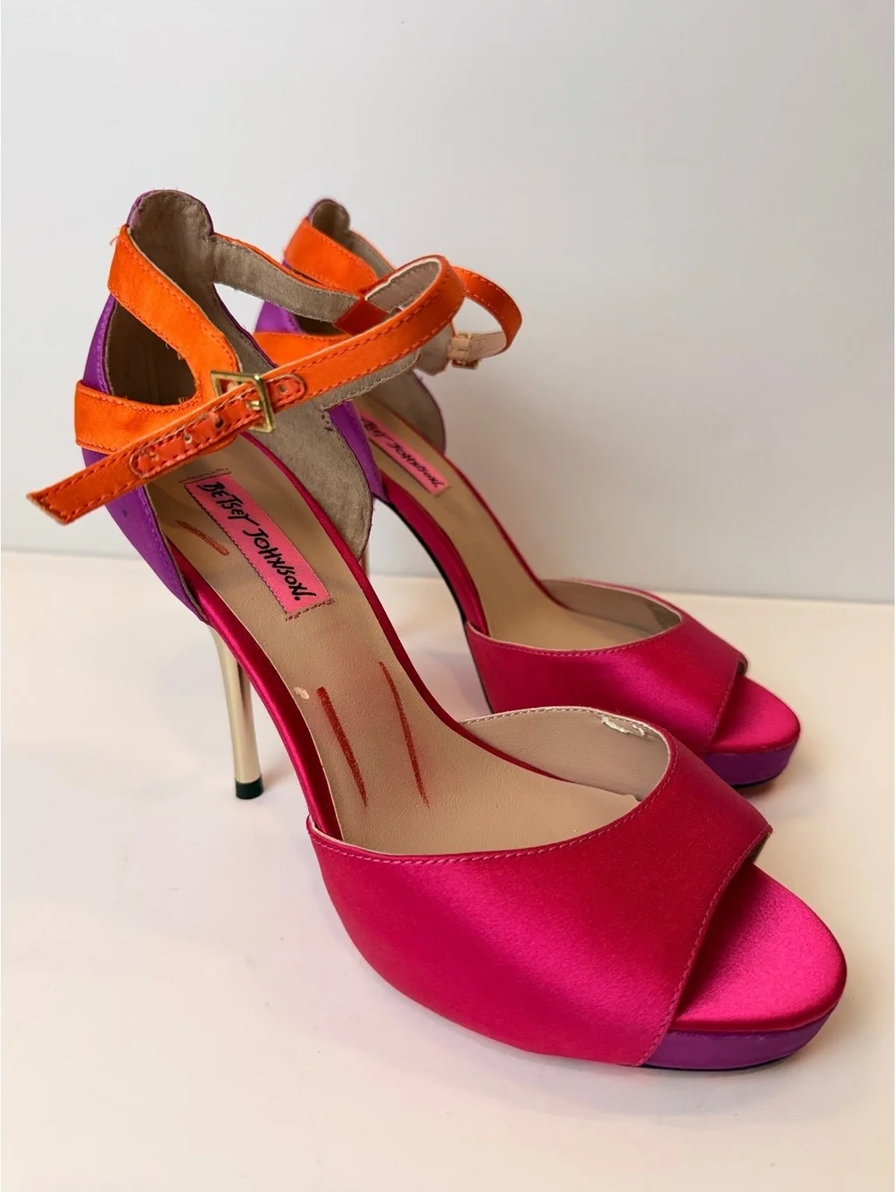 RARE Betsey Johnson Daalia Size 8 Satin Colorblock Platform Heels Y2K Style